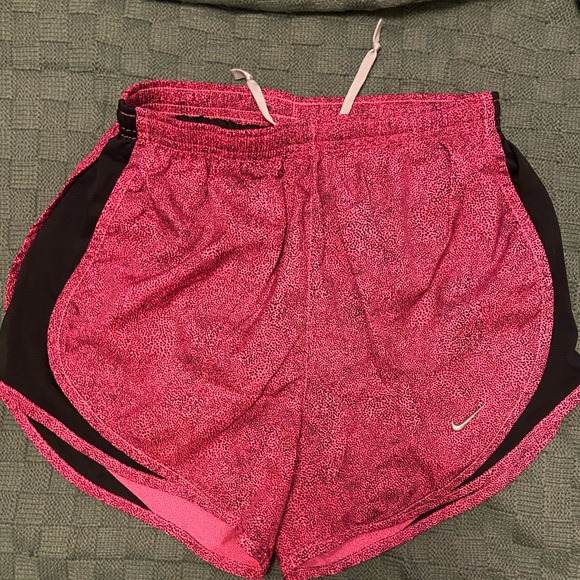 Nike dri fit running shorts - Picture 1 of 3
